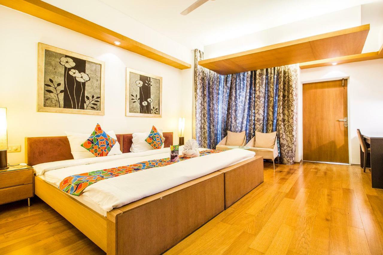 Fabhotel Raj Darbar Gurgaon Exterior foto