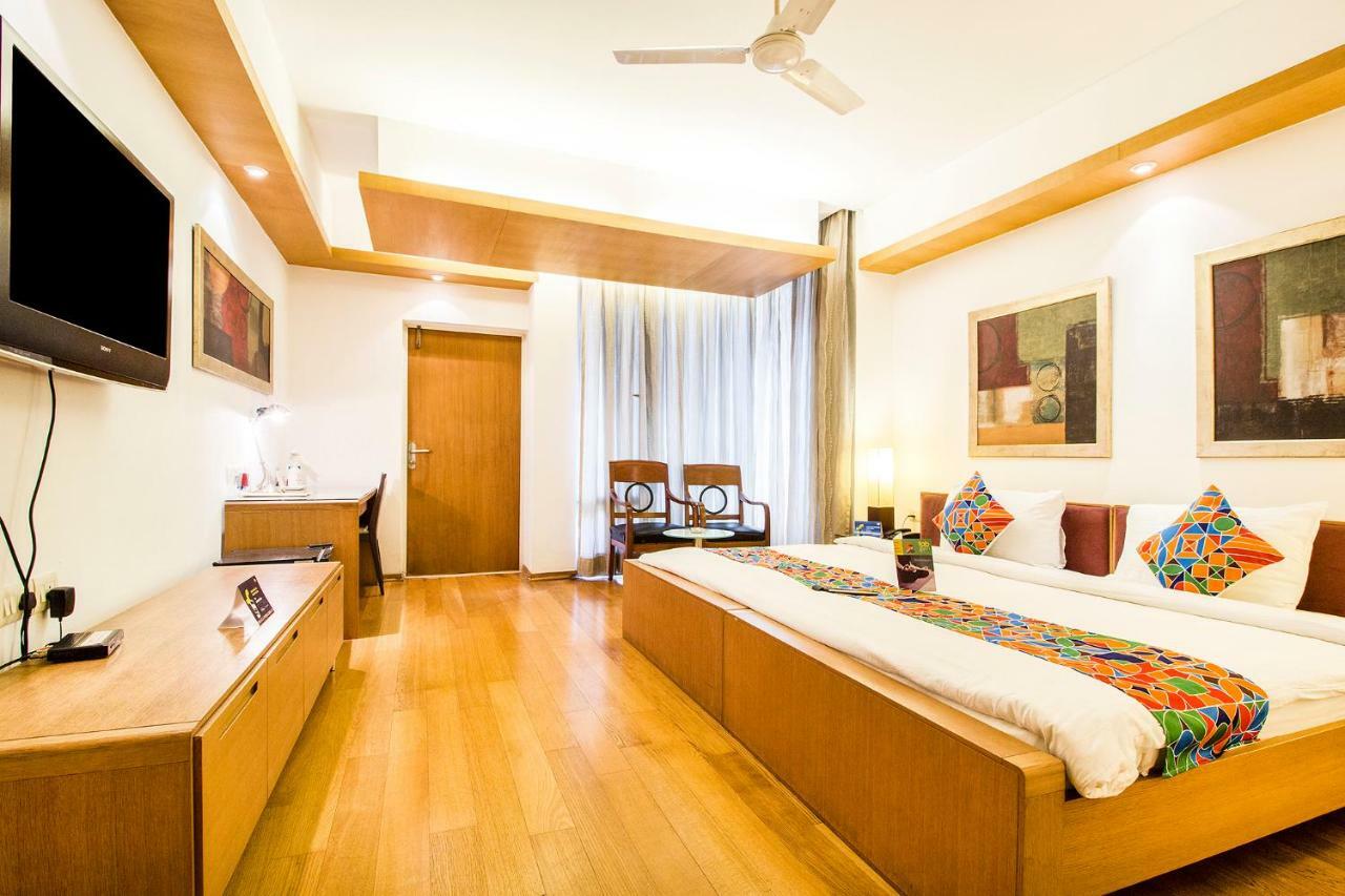 Fabhotel Raj Darbar Gurgaon Exterior foto